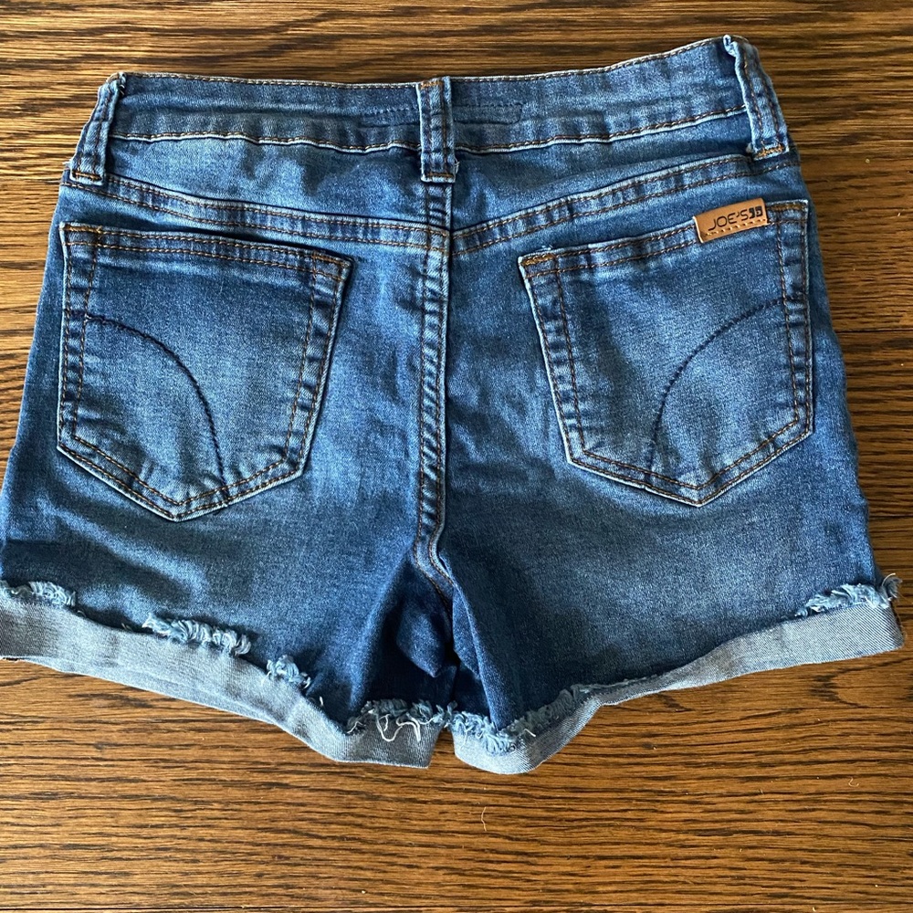 Super cute summer stretchy Joe’s Jean shorts